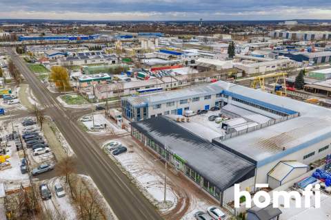 Biurowo-handlowo-magazynowy obiekt przy A4, Dębica