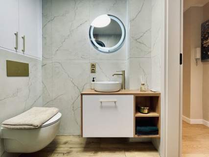 Nowe Dwustronne Balkon Piwnica Winda 