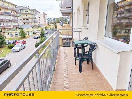 2 pokoje, garaż, balkon, piwnica, 450 m od morza