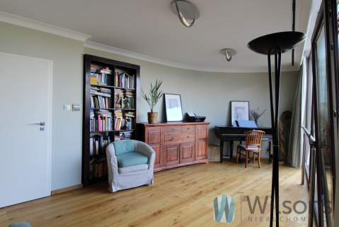 Ekskluzywny apartamentowiec/widok na rzekę