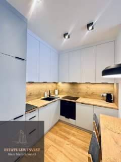 Apartament szklany dużo światła 2 pokoje