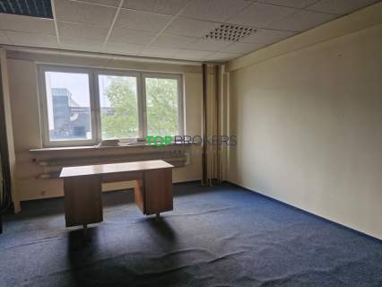 Przestronne biuro lub hostel winda