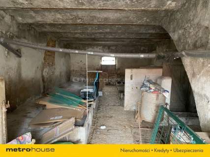 Budynki gospodarcze murowane 1150m2 Centrum wioski