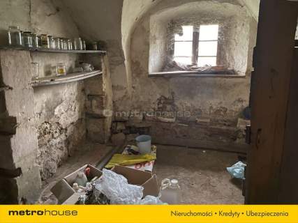Budynki gospodarcze murowane 1150m2 Centrum wioski