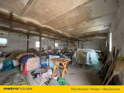 Budynki gospodarcze murowane 1150m2 Centrum wioski