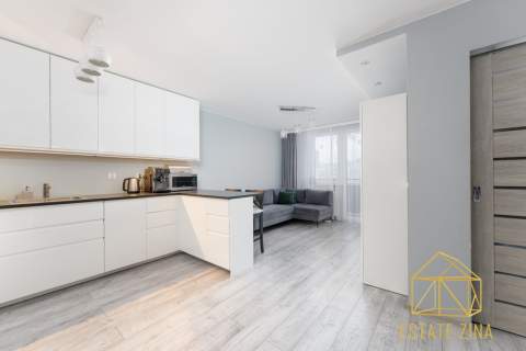 2 pokoje balkon 37 m os. Piastów 2017
