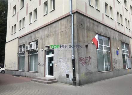 Przestronny, narożny lokal z witrynami