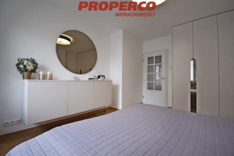 Dom 5 pokoi 222m2, Kielce, Centrum, ul. Zacisze
