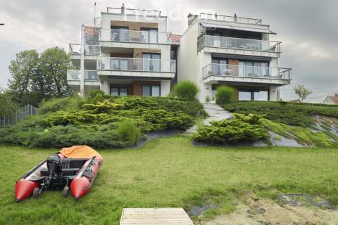 Apartament w Rydzewie z własną mariną