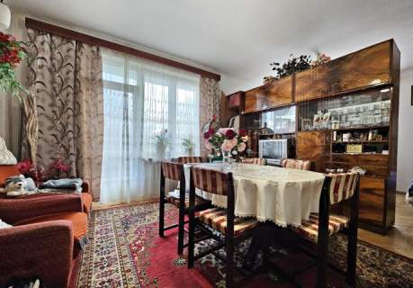 Dom z uzyskanym pozwoleniem na rozbudowę do 320m2