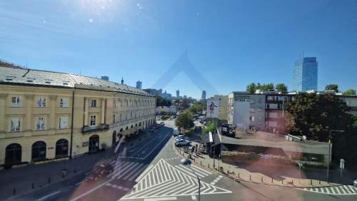 Śródmieście kamienica biurowa 261 m2wynajem