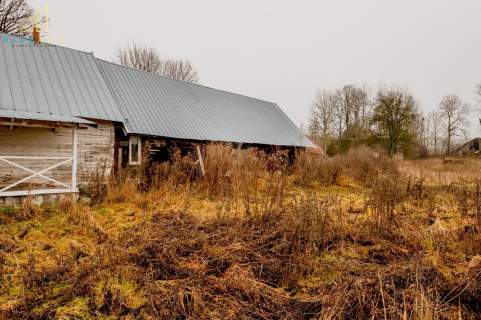 Siedlisko 90 m2 na działce 2700 m2 w Zaśpiczach