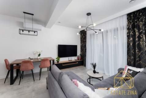Apartament z ogrodem i garażem/KrólowejJadwigi 327