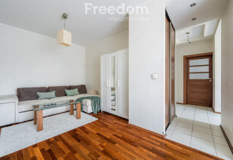 Rozkładowe 2 pokoje, duży balkon, Skorosze