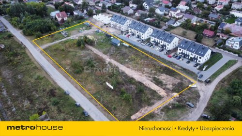 Działka mieszkaniowo-usługowa pod Park Handlowy.