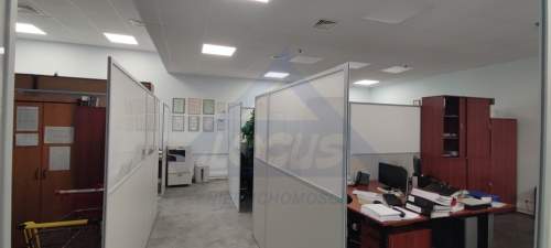 Do wynajecia lokal na parterze, Babka Tower