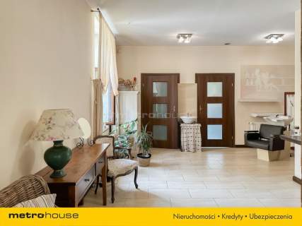 Stylowy lokal usługowy w centrum Chojnowa 