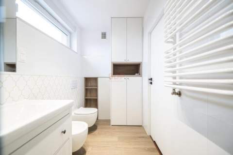 Mieszkanie 3 pokoje 68m2 dwa balkony garaż