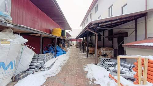 Budynek usługowo-handlowy w centrum Biłoraja