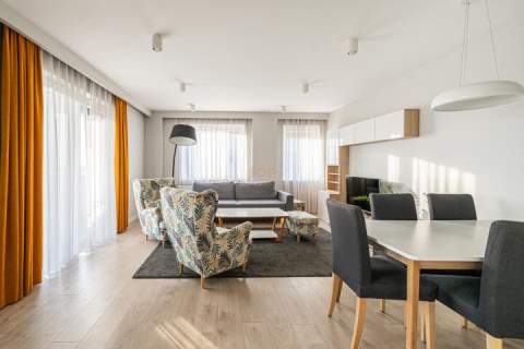 Apartament na 13 piętrze z widokiem - 4 pokoje z garderobą, tarasem
