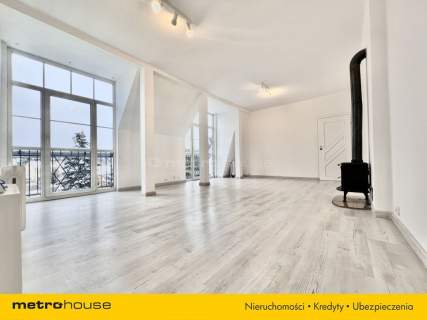 Piękny budynek Mieszkalno Usługowy Warszawa 985m2