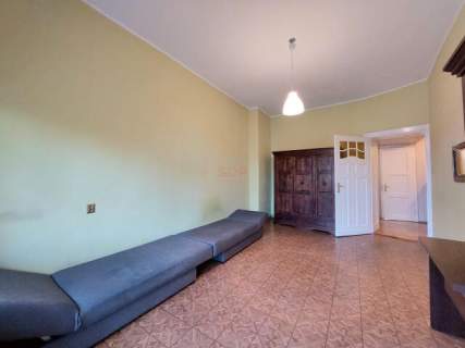 3 pokoje w kamienicy z 2 balkonami/Centrum
