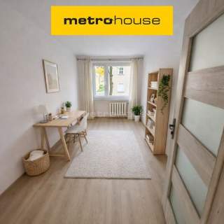 REZERWACJA 3 pokoje, balkon, 300 m od morza