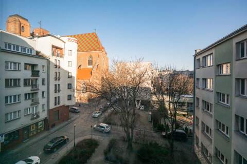 Lokal biurowy przy ul. Łaciarskiej 99 m2