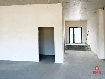 Nowy lokal 180 m2, parter