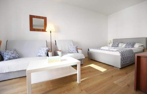 Kołobrzeg dz. Portowa ul. spacerowa . Apartament 300 m do morza