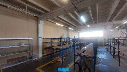 Magazyn ogrzewany z rampą, biuro i parking