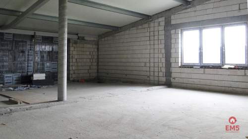 Fasty. Budynek użytkowy 400 m2