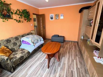 I PIĘTRO - 2 pokoje z balkonem od południa