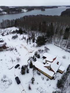 Klimatyczny dom z działką nad jeziorem Marąg