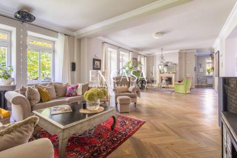 Elegancki apartament w historycznej wilii