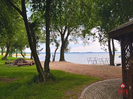 Działka budowlana z prywatną plażą na Mazurach