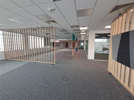 Nieruchomość komercyjna do wynajęcia, 600 m2, Warszawa
