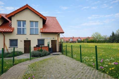 Zacharzyce- 7 min od Wrocławia/ 160 m2 na wynajem.
