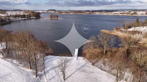Działka budowlana z dostępem do jeziora plaża