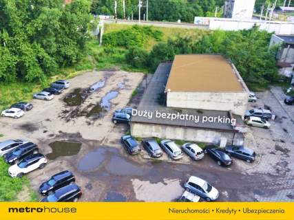 Wysoka stopa zwrotu Obiekt przy głównej drodze