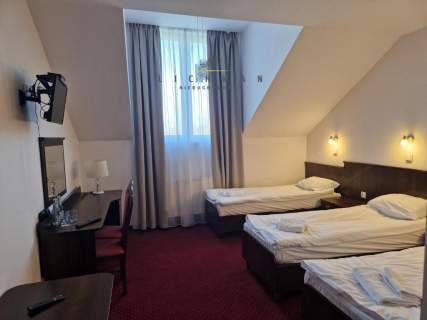 Obiekt hotelowy z salami bankietowy i SPA