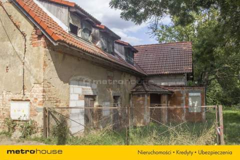 Dom w Szymanowicach, Gmina Kostomłoty.