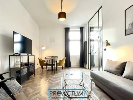 Mieszkanie w zabytkowej kamienicy-winda-balkon