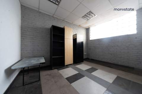 Magazyn na Prądniku Czerwonym/ 520m