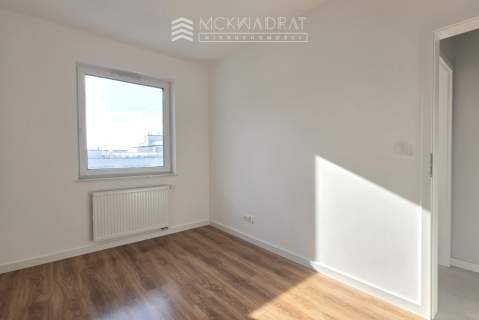 Centrum apartamentowiec 3 pokoje 45 m2, parking