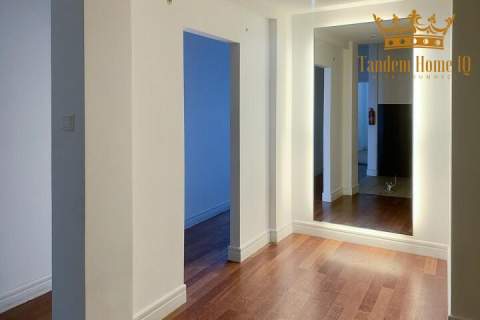 Do wynajęcia lokal parterowy 110m2 kamienica niedaleko 