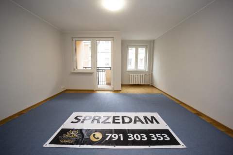  REZERWACJA Zadbane i rozkładowe 74,18 m2 Balkon II piętro WARTO