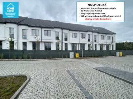 Nowoczesny segment z ogrodem i poddaszem
