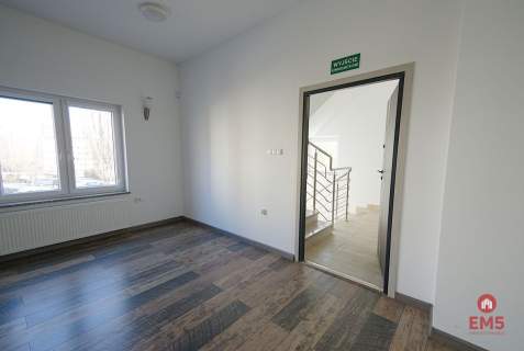 Budynek 430m2 Dom Ul. Stroma
