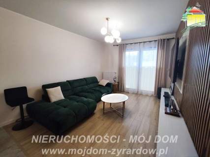 Śliczne, nowoczesne M-4 z ogródkiem i wyposażeniem.